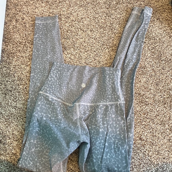 Lululemon align leggings - Picture 2 of 3